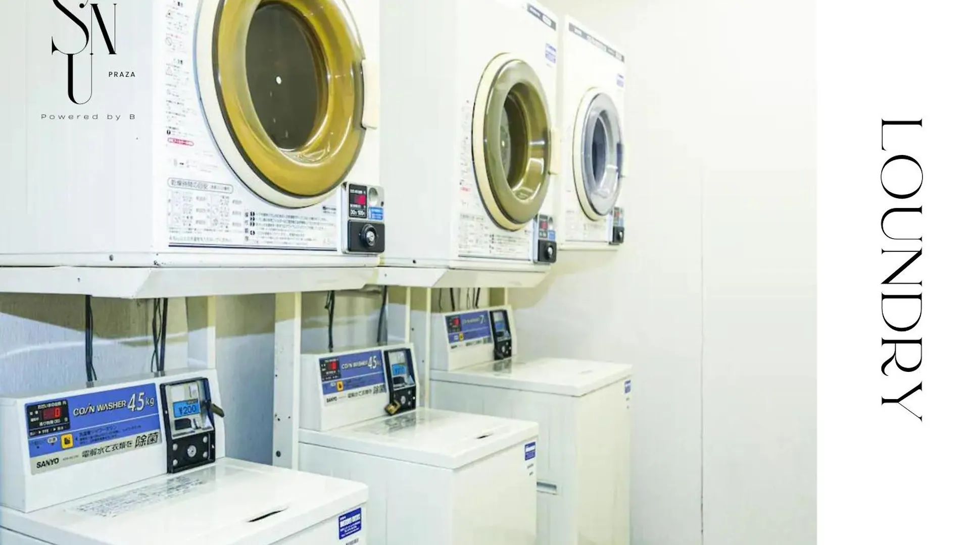 דירות אוסקה 402 道頓堀側のお部屋 中心地へのアクセス抜群 ダブルベッド1台 お布団1枚